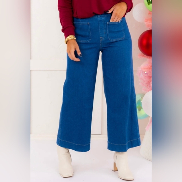 SPANX Denim - Spanx Cropped Wide Leg Jeans Sz XL Washed Blue Pull-On Patch Pockets Stretch NWT